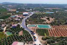 Erdemli Esenpınar yolu sıcak asfaltla yenilendi
