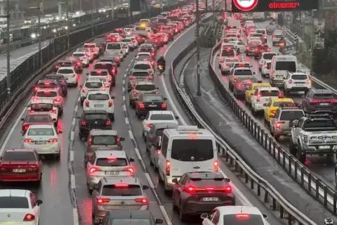 TÜİK Açıkladı: Trafikteki Taşıt Sayısı 35 Milyona Yaklaştı