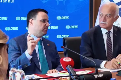 Bakan Gürlek’ten iş dünyasına yargı reformu mesajı: Yatırımcı güveni güçlendirilecek