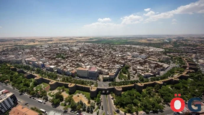 Diyarbakır’da iki grup arasında silahlı kavga: Ölü ve yaralılar var