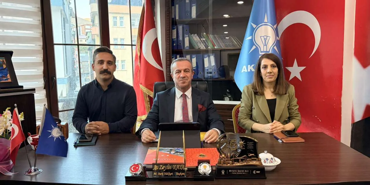 AK Parti Hakkâri’de yol haritasını masaya yatırdı: Kaya’dan “durmadan çalışacağız” mesajı
