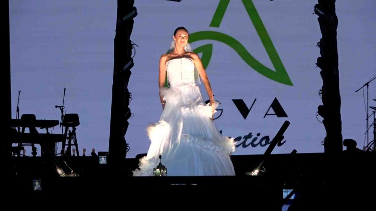 35. Uluslararası Şile Bezi Festivali’nde özlenen muhteşem defile