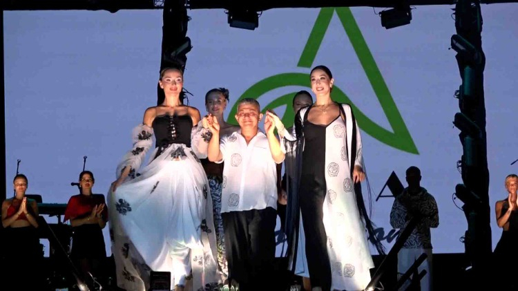 35. Uluslararası Şile Bezi Festivali’nde özlenen muhteşem defile