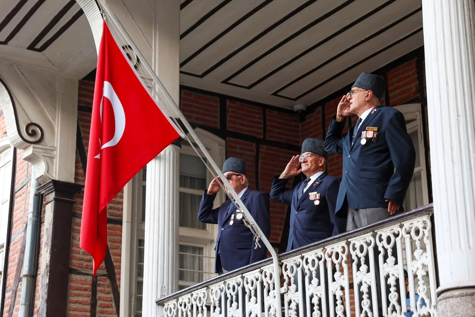 Bursa’nın kurtuluşunun 104’üncü yılı törenle kutlandı