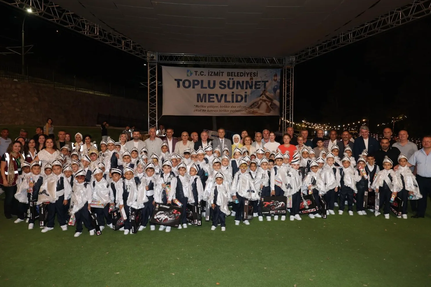 İzmit Belediyesinden 102 çocuk için mevlid programı