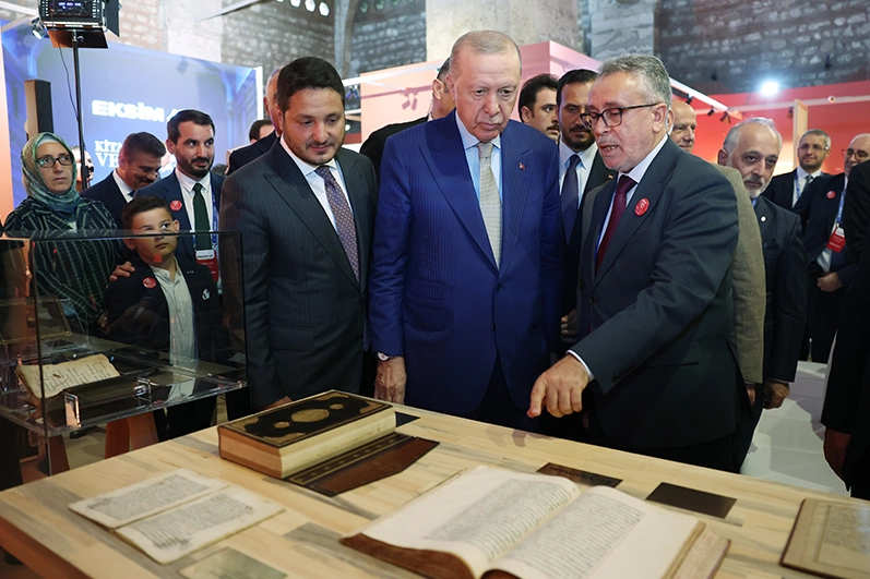 Erdoğan: Kitaplar bizi köklerimize bağlayan en güçlü damar