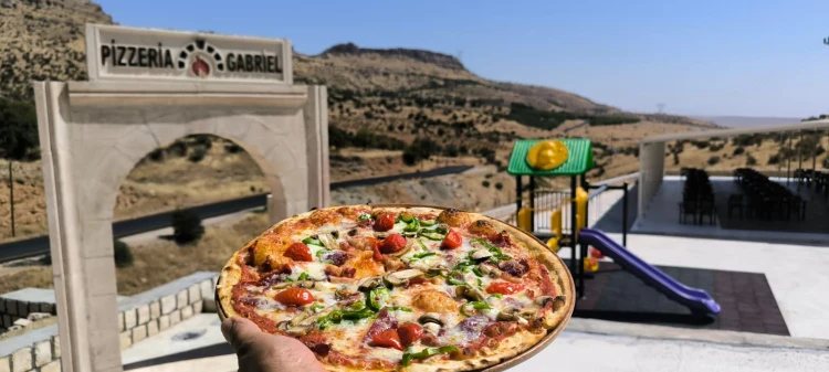 36 yıl sonra memlekete dönüş: Mardin’e 1 milyon euroluk dev pizza yatırımı