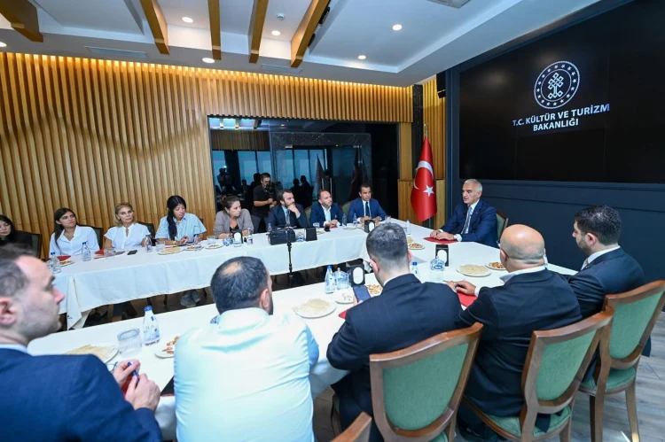 Bakan Ersoy açıkladı: Deprem bölgesinde kültürel mirasa 34 milyar TL'lik yatırım